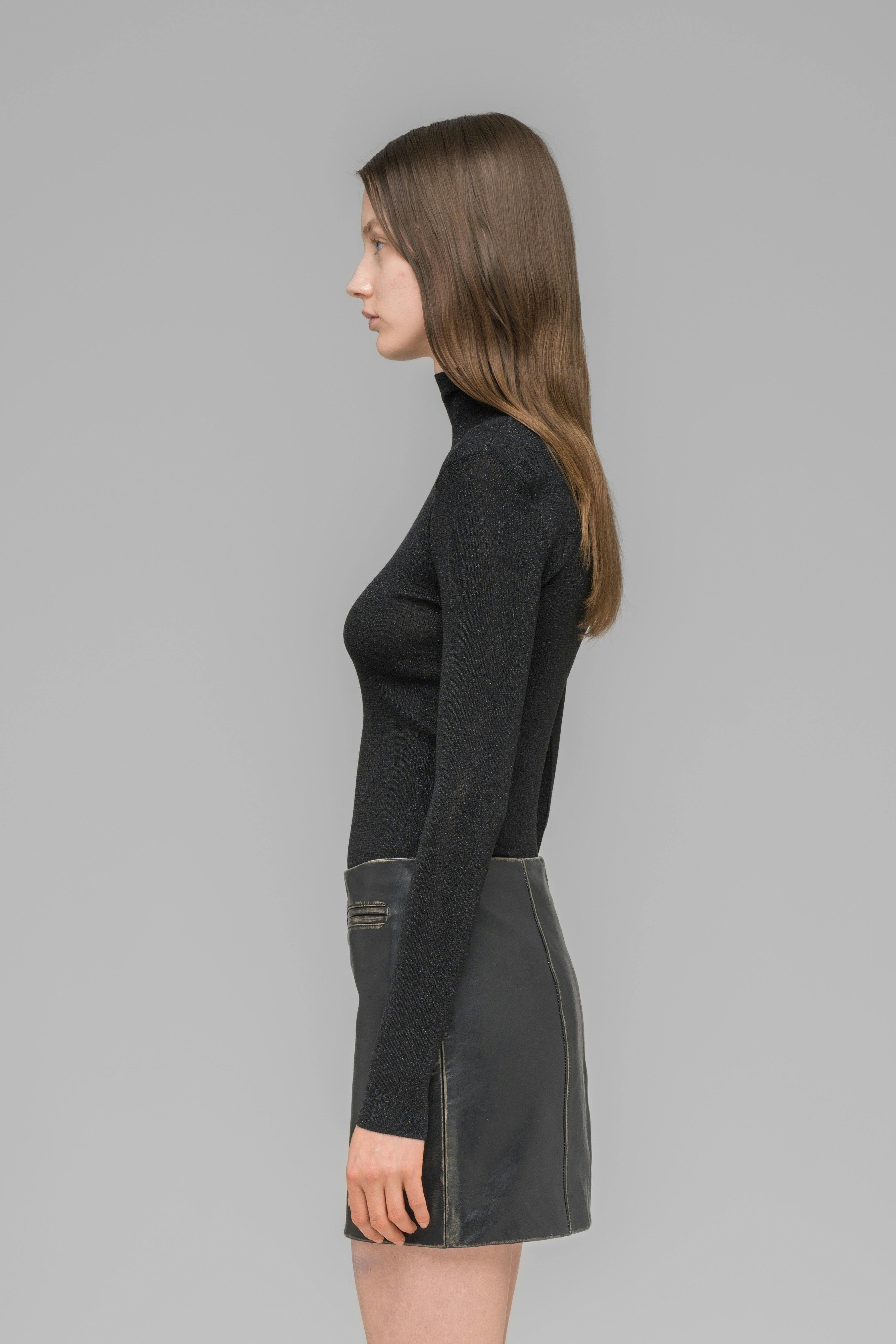 "EQUINOX" TURTLENECK - 032c2024day3-824_top