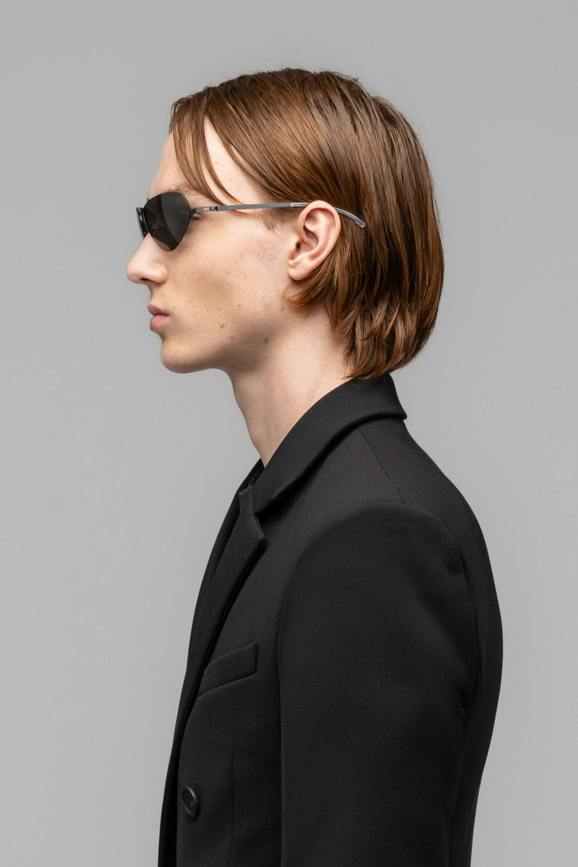 MYKITA | 032c ALPINE Sunglasses Black Solid - Ecom_Crop3